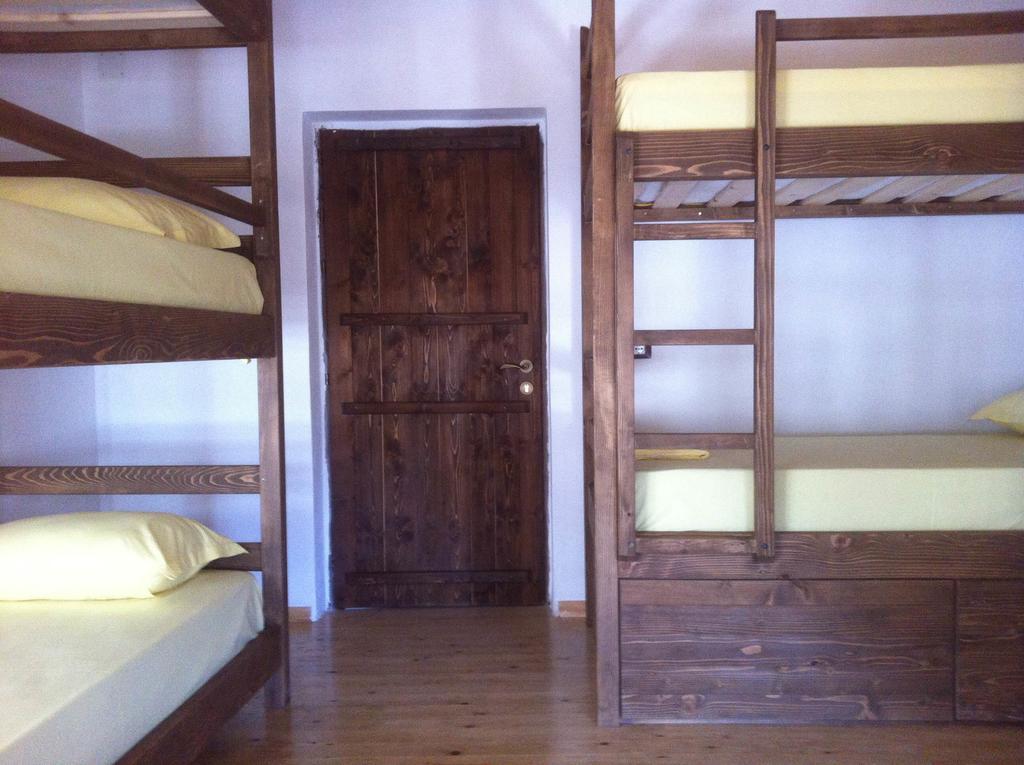 Hostel Mangalem Berat Buitenkant foto