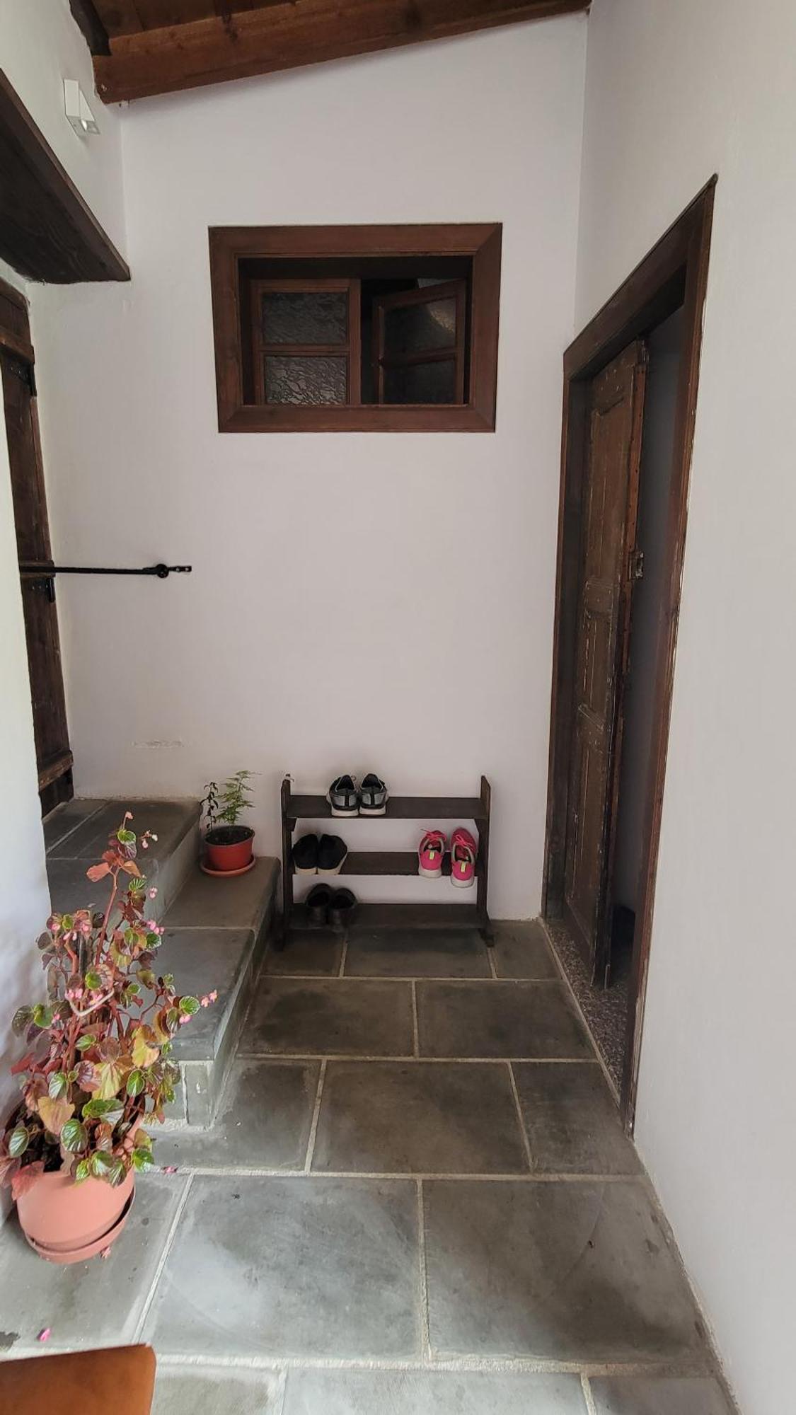 Hostel Mangalem Berat Buitenkant foto
