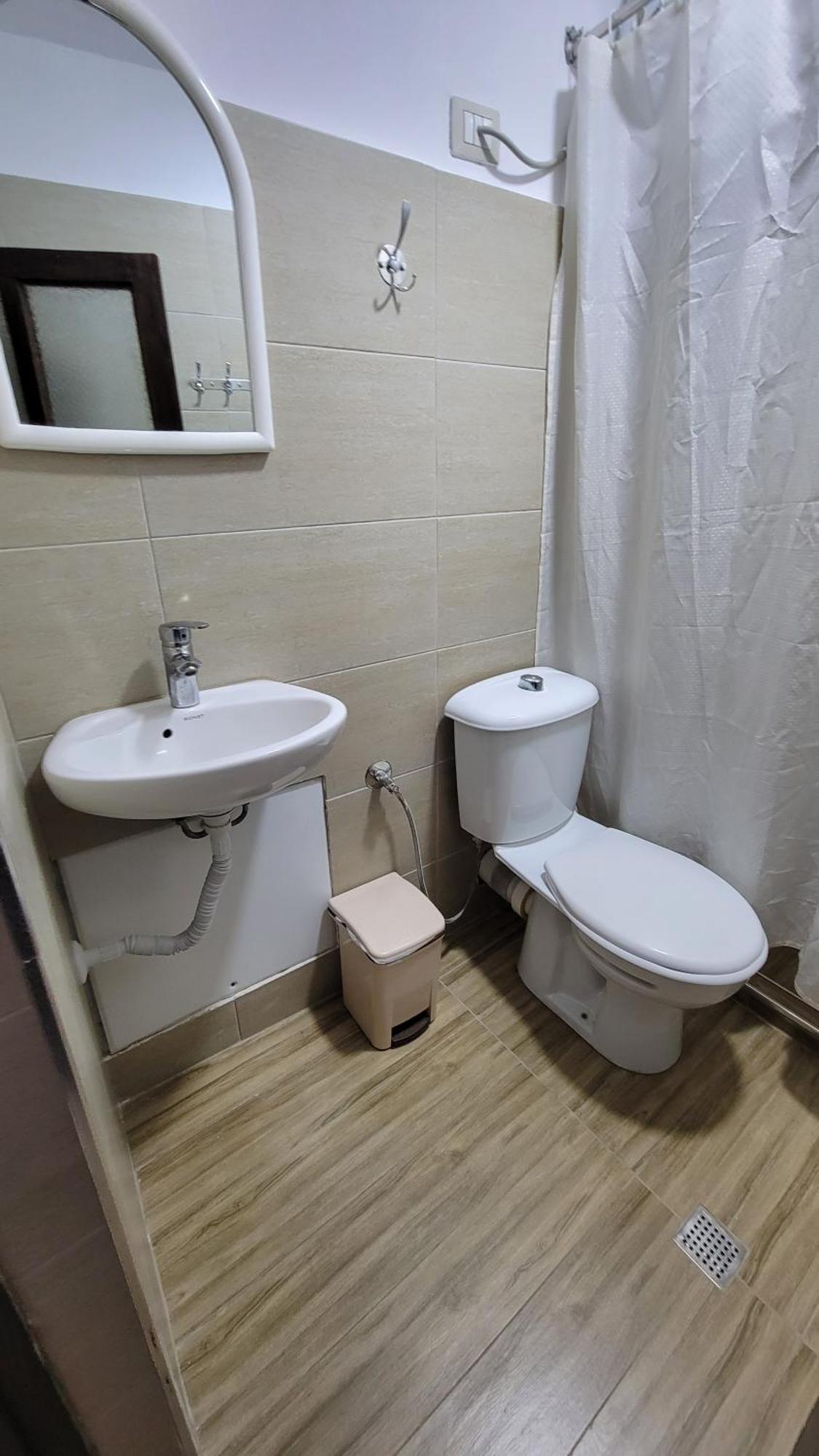 Hostel Mangalem Berat Buitenkant foto